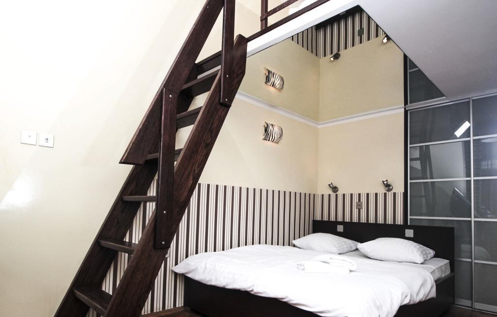 Aparthotel Kadetus Krasków Εξωτερικό φωτογραφία