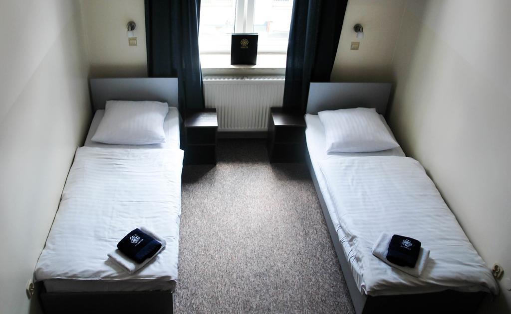 Aparthotel Kadetus Krasków Εξωτερικό φωτογραφία