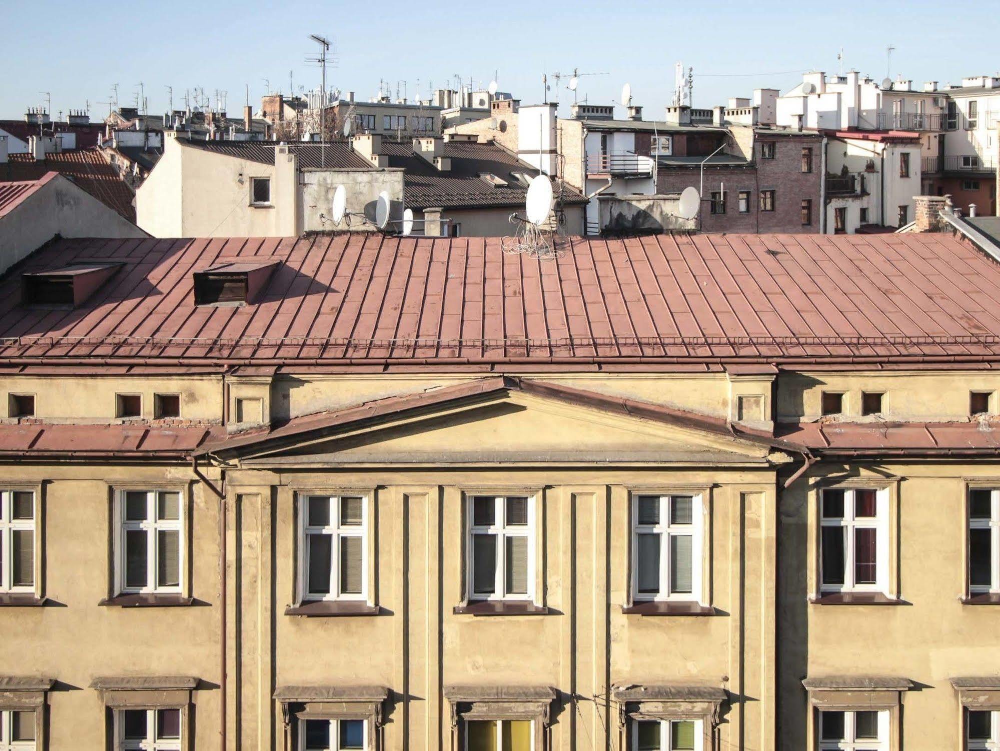 Aparthotel Kadetus Krasków Εξωτερικό φωτογραφία