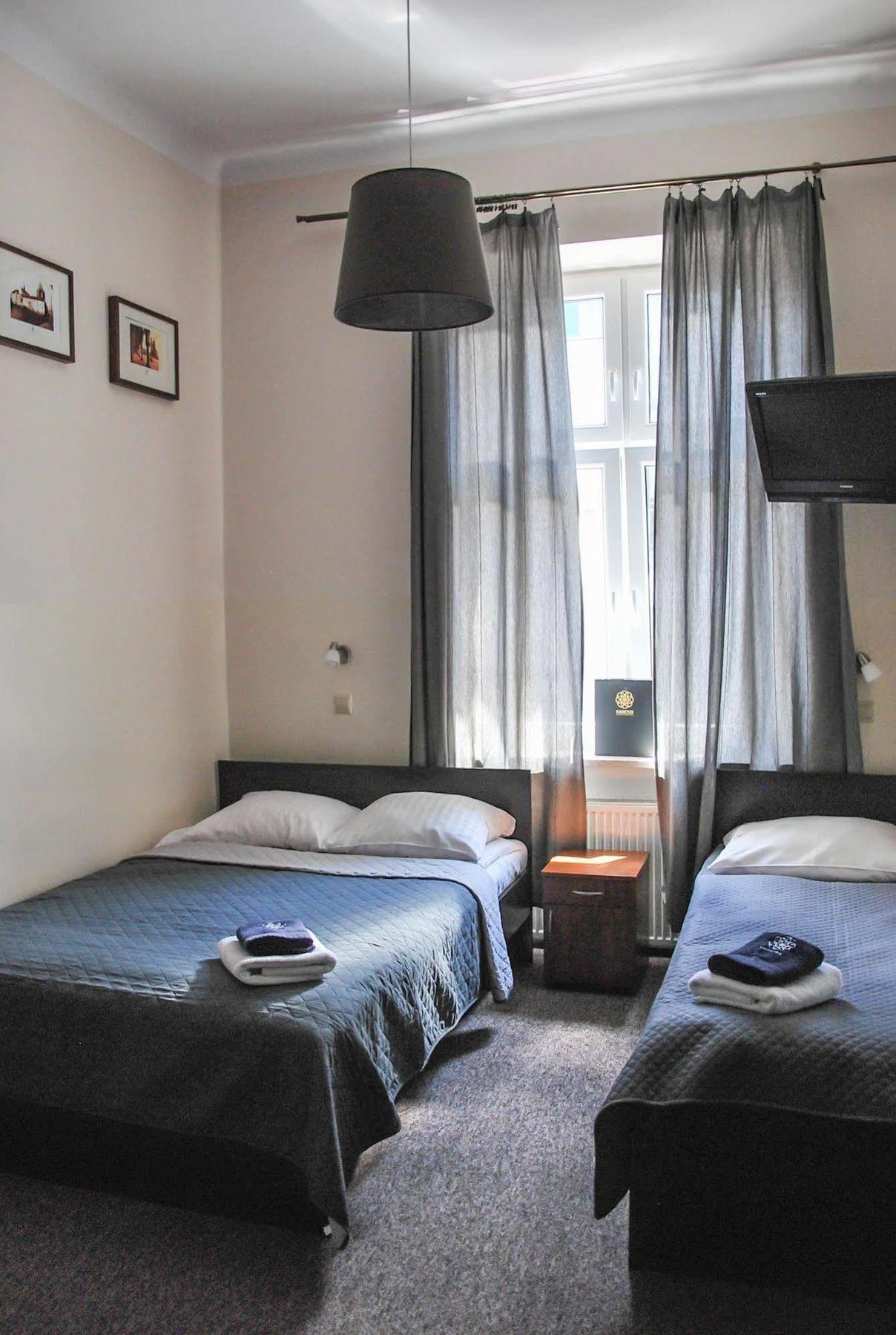 Aparthotel Kadetus Krasków Εξωτερικό φωτογραφία