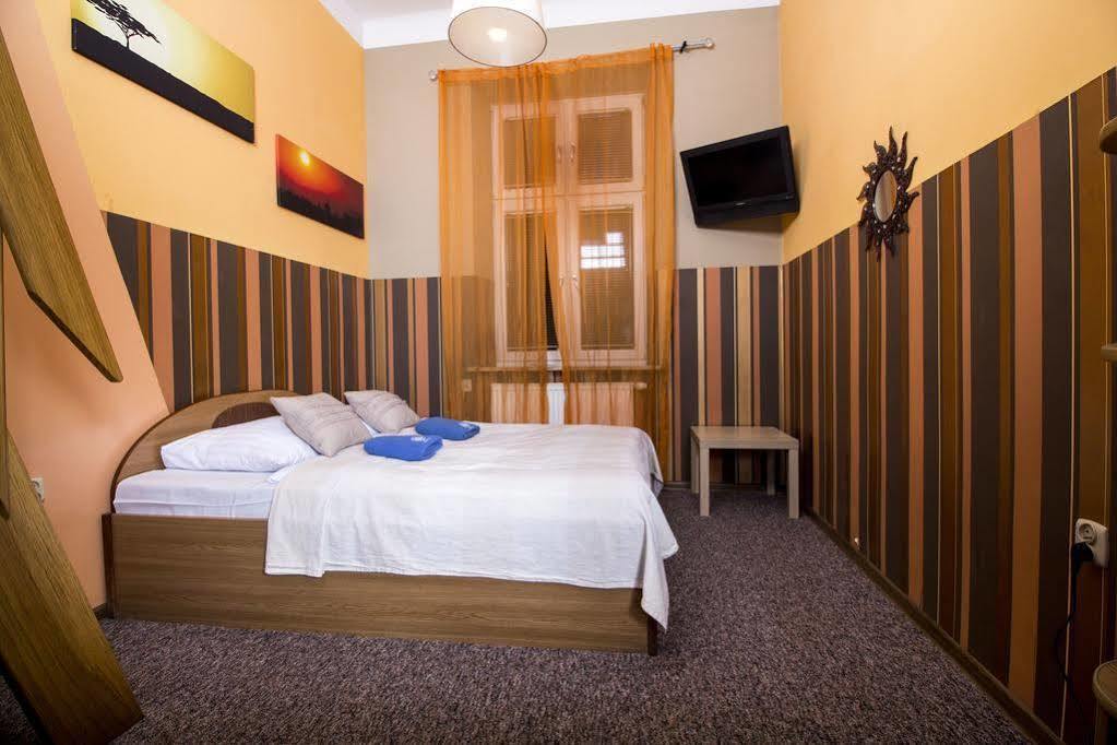Aparthotel Kadetus Krasków Εξωτερικό φωτογραφία